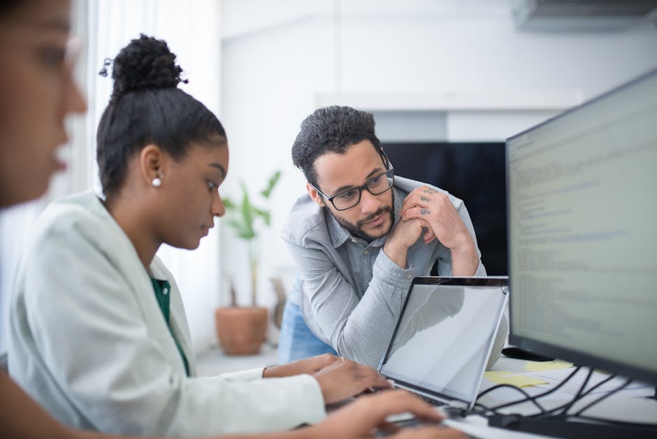 How CRM Software Can Improve Internal Communications